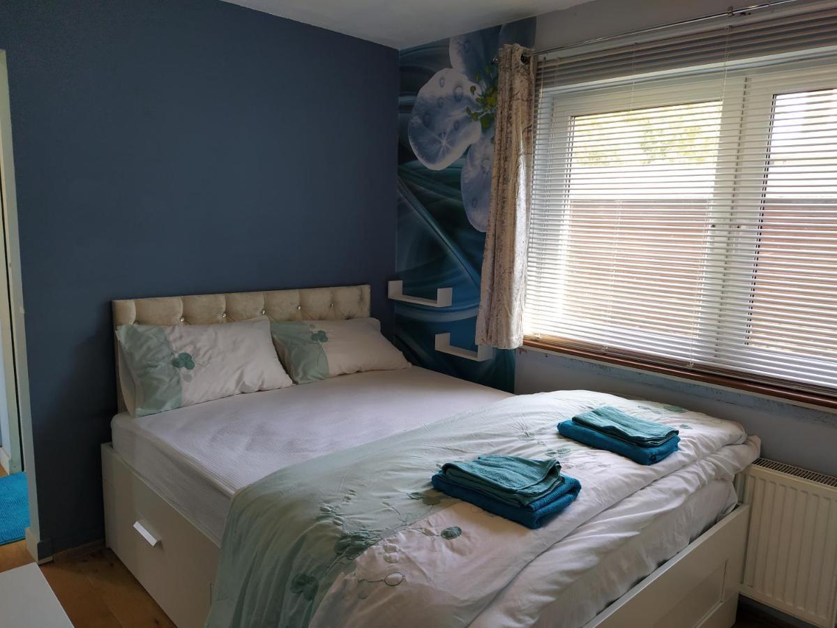 에든버러 Self Catering Studio Flat 아파트 외부 사진