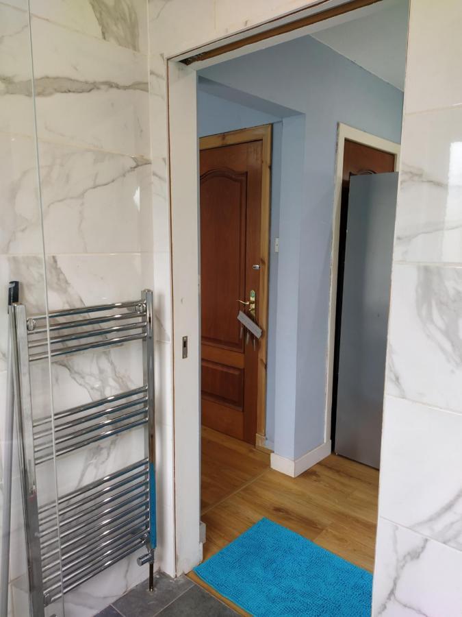에든버러 Self Catering Studio Flat 아파트 외부 사진